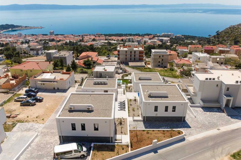 Villa Maxima with Heated Pool Makarska