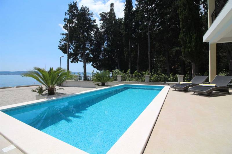 Beachfront Villa Sea Mystery with Pool Split
