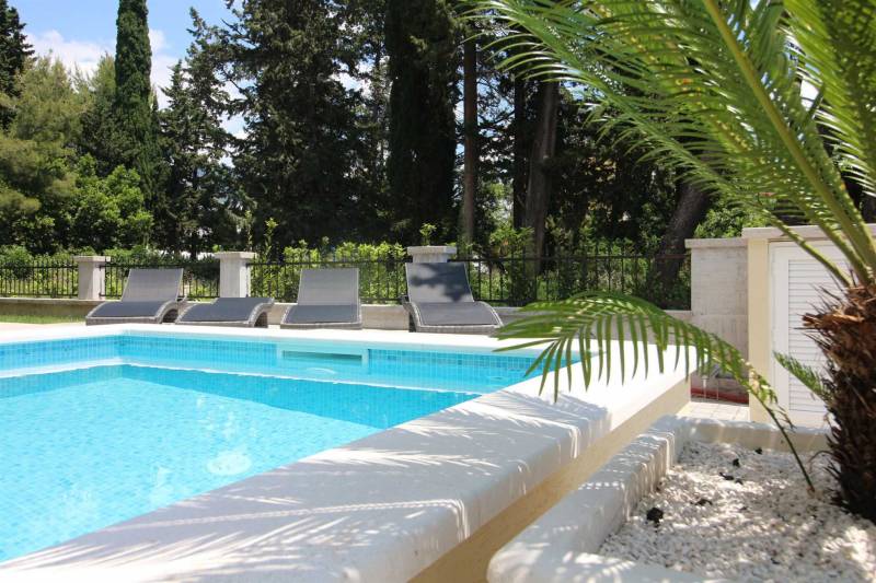 Beachfront Villa Sea Mystery with Pool Split