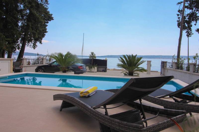 Beachfront Villa Sea Mystery with Pool Split