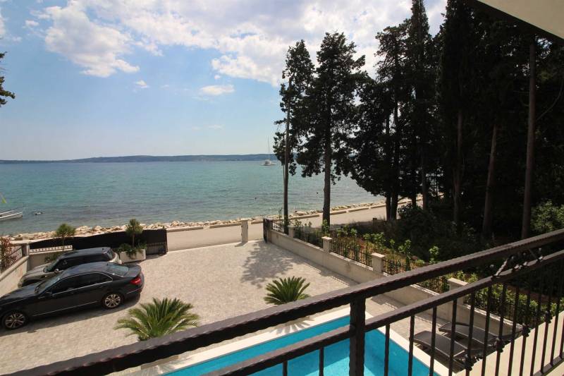 Beachfront Villa Sea Mystery with Pool Split