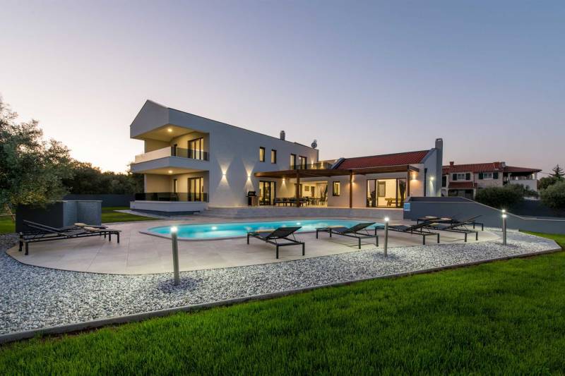 Luxury Villa Immensity with Pool Pula