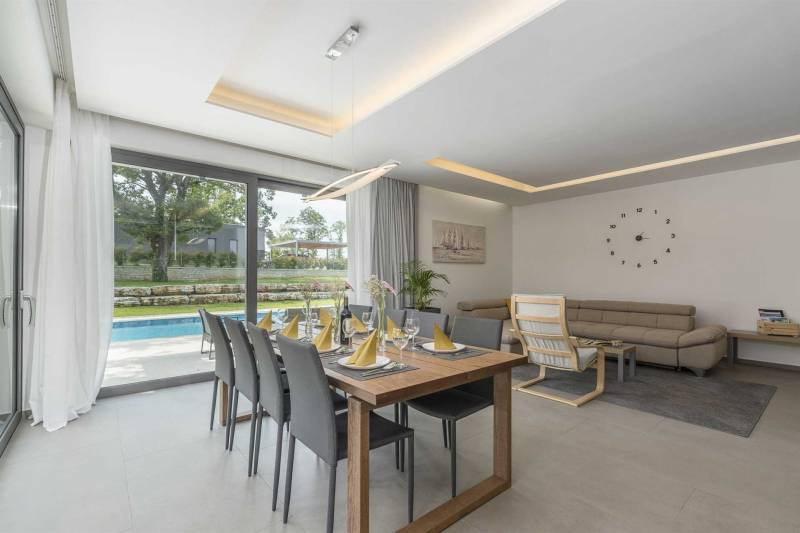 Villa Astera with Heated Pool Pazin