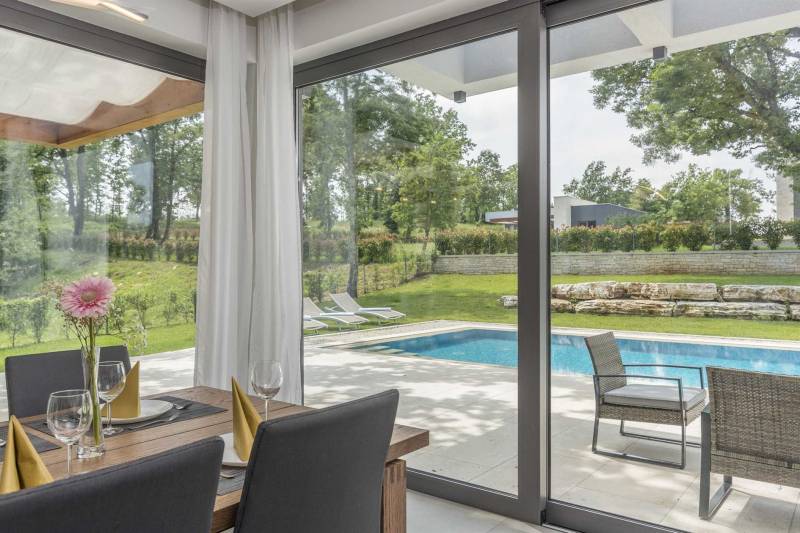 Villa Astera with Heated Pool Pazin
