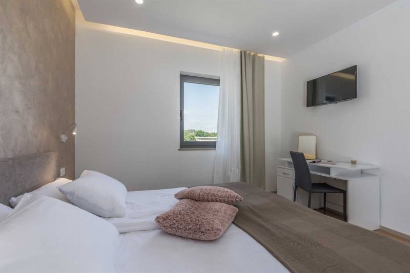 Villa Astera with Heated Pool Pazin