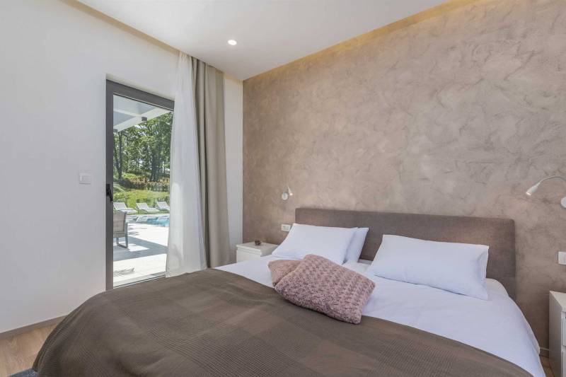 Villa Astera with Heated Pool Pazin