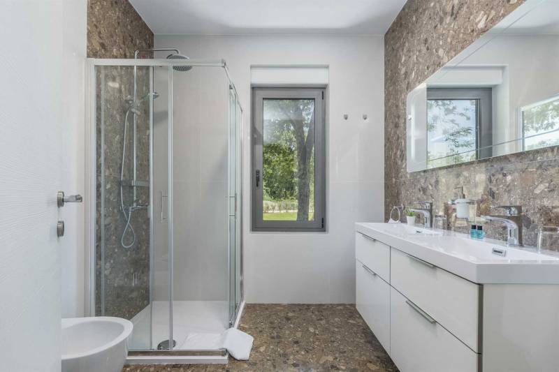Villa Astera with Heated Pool Pazin