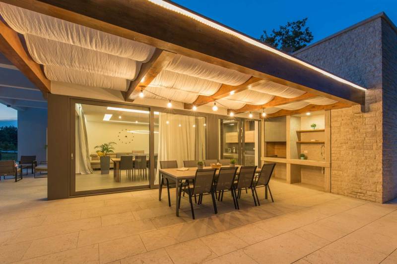 Villa Astera with Heated Pool Pazin