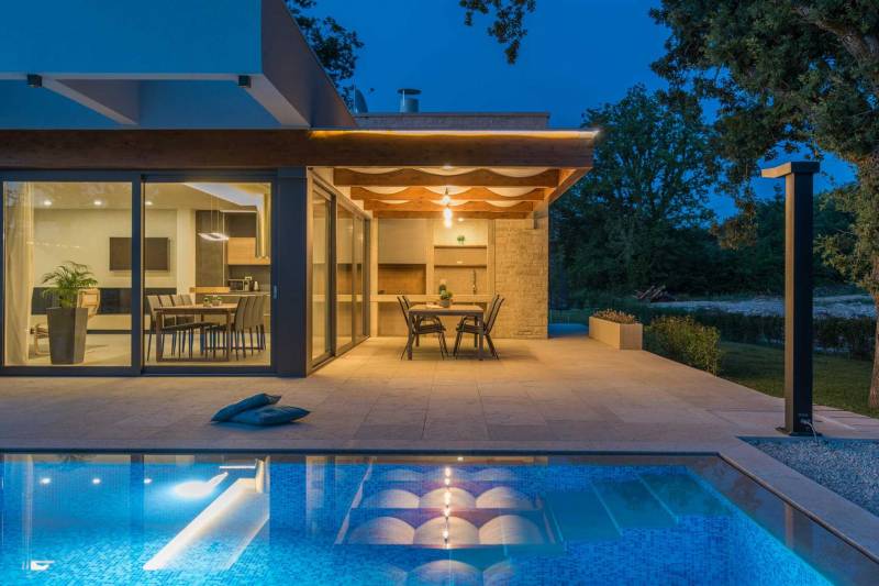 Villa Astera with Heated Pool Pazin