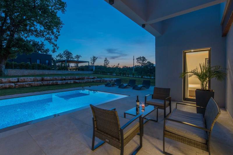Villa Astera with Heated Pool Pazin