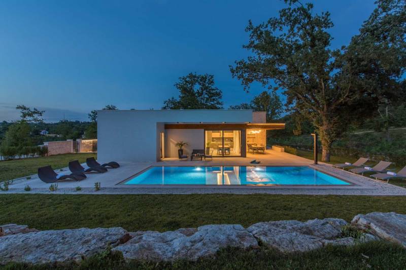 Villa Astera with Heated Pool Pazin
