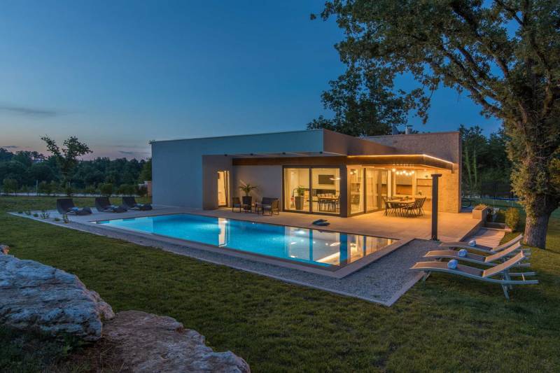 Villa Astera with Heated Pool Pazin