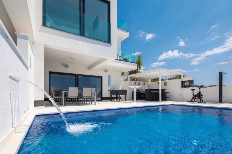 Villa Neptunia with Infinity Pool II Primošten