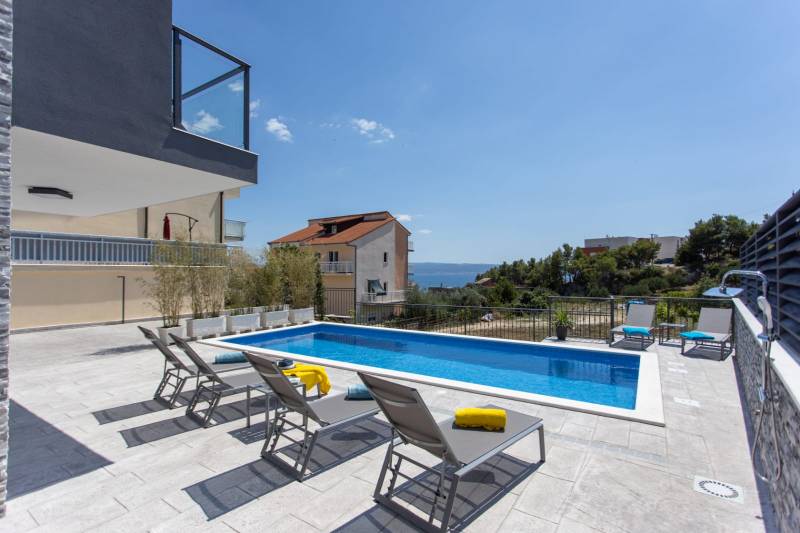 Villa Florentina with Heated Pool Split