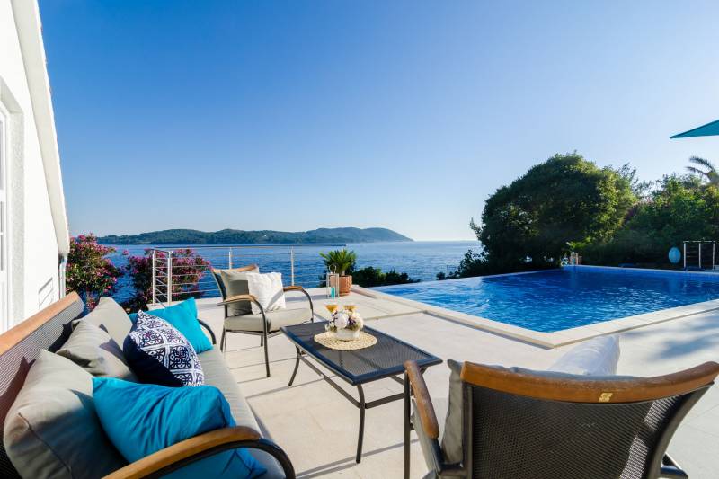 Villa Happy Daze with Infinity Pool Dubrovnik