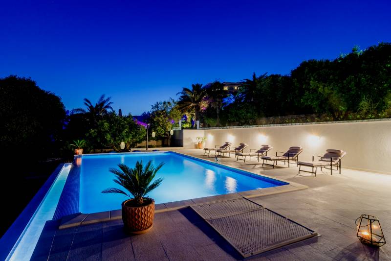 Villa Happy Daze with Infinity Pool Dubrovnik