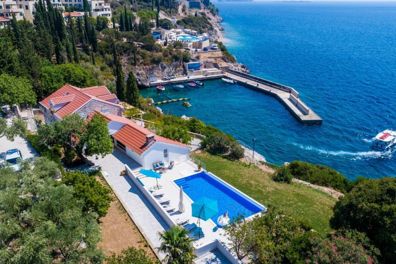 Villa Happy Daze with Infinity Pool Dubrovnik