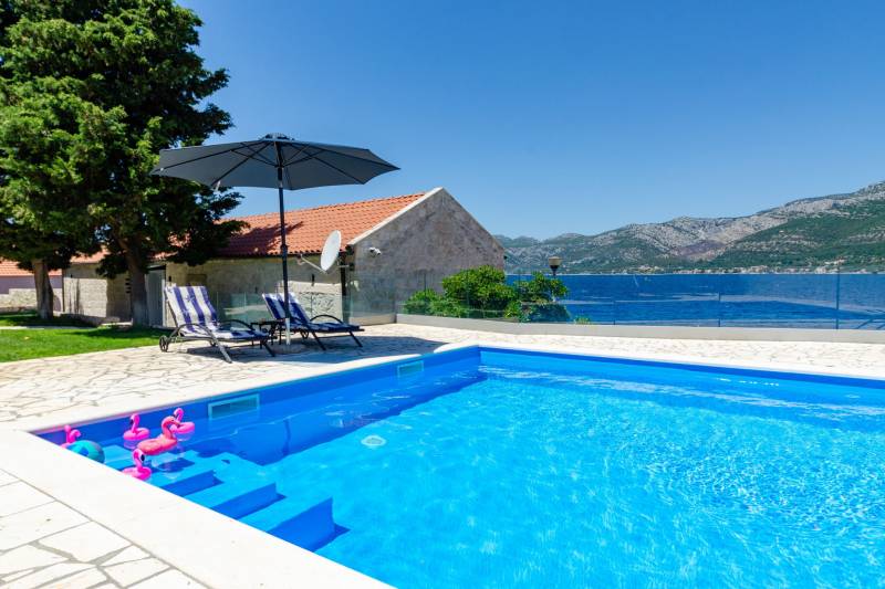 Strandvilla Gabriela med Basseng Korčula