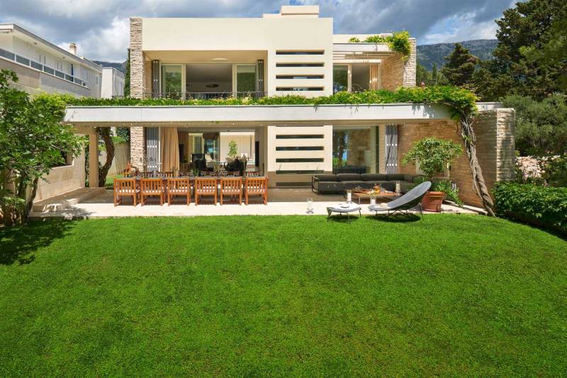 Villa White Palace of Golden Cape mit Pool Brač