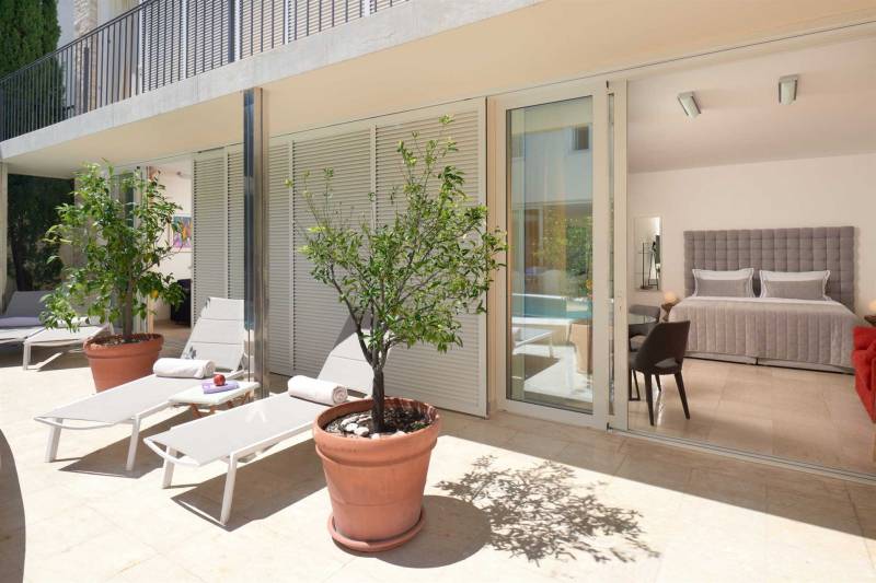 Villa White Palace of Golden Cape mit Pool Brač