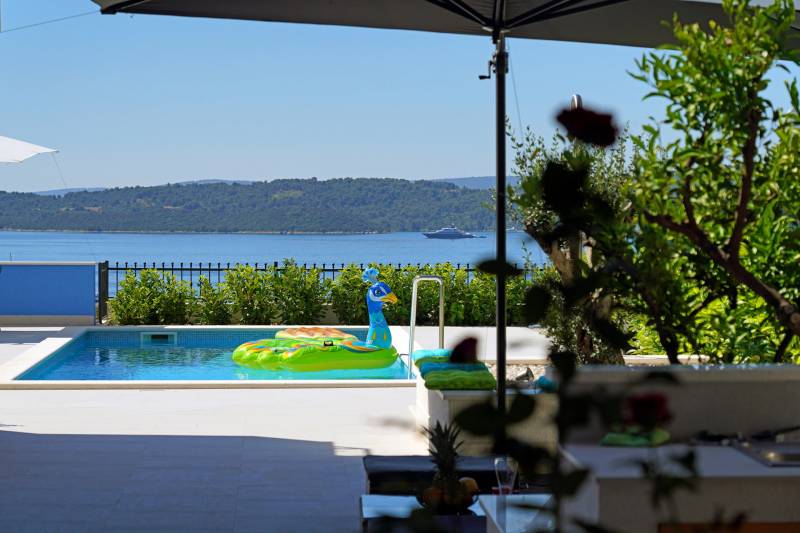 Villa Lady Blue mit beheiztem Pool Trogir