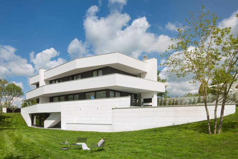 Luxury Villa Triumph with Pool Pazin