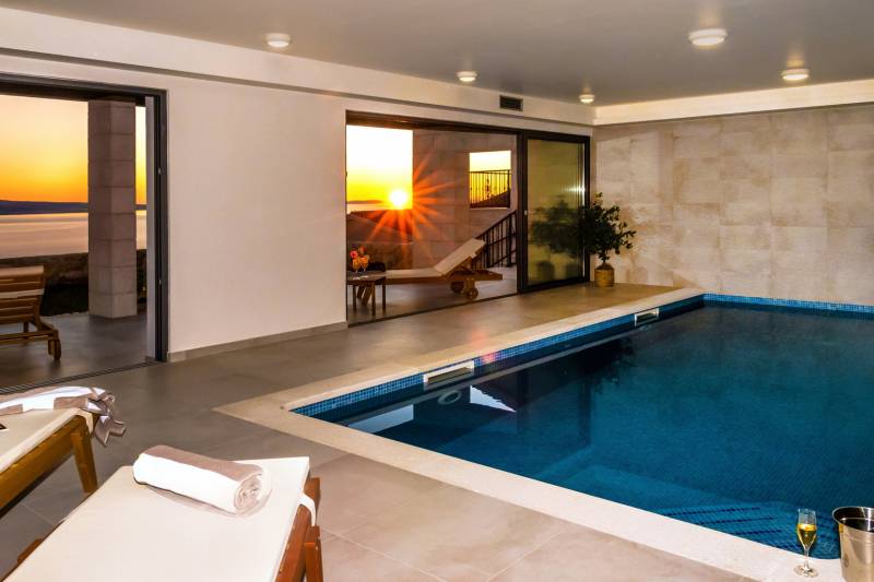 Luxury Villa Diorama with Pool Omiš