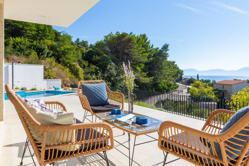 Villa Sun Kissed with Pool Makarska