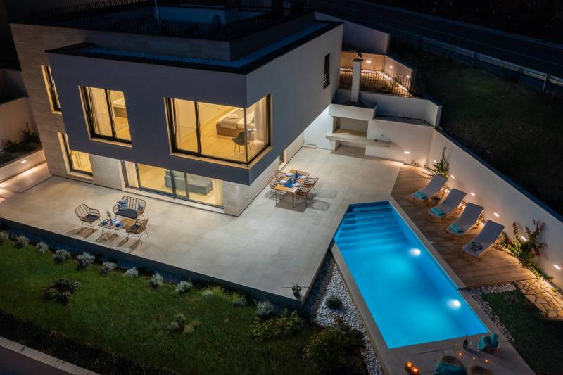 Villa Sun Kissed with Pool Makarska