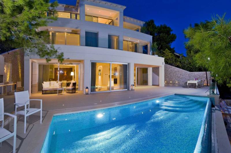 Luxury Villa Sweet Dream with Pool