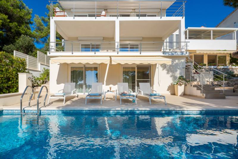Strandvilla Allegria mit Pool Primošten