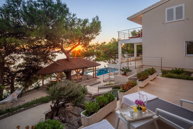 Strandvilla Allegria mit Pool Primošten