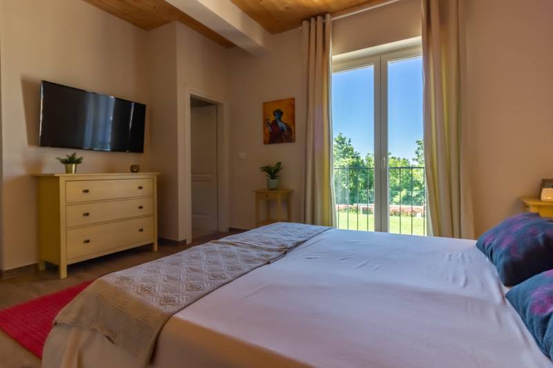 Villa Lirica with Pool Pula