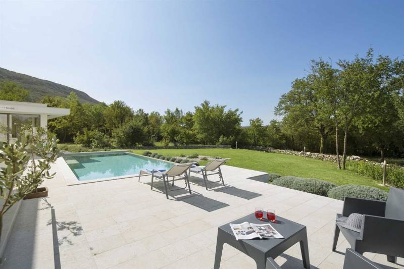 Luxusvilla Snow White mit Infinity Pool in der Nähe von Labin und Rabac in Istrien