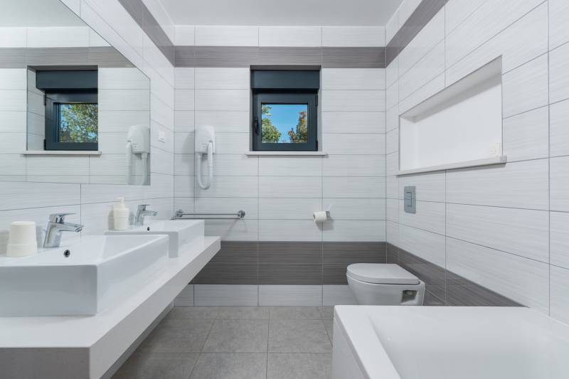 Luxury Villa Glam with Heated Pool Pazin