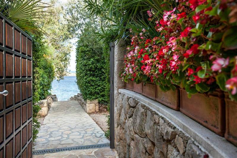 Beachfront Villa Eden with Pool Krk