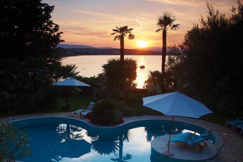 Beachfront Villa Eden with Pool Krk