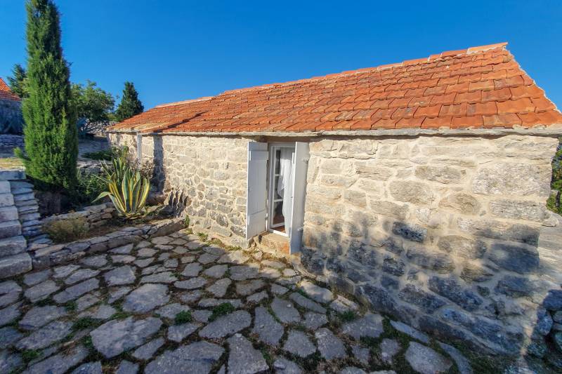 Country House Lavender with Pool Hvar