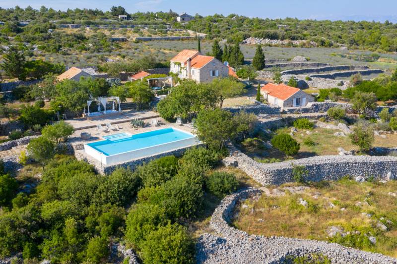 Country House Lavender with Pool Hvar