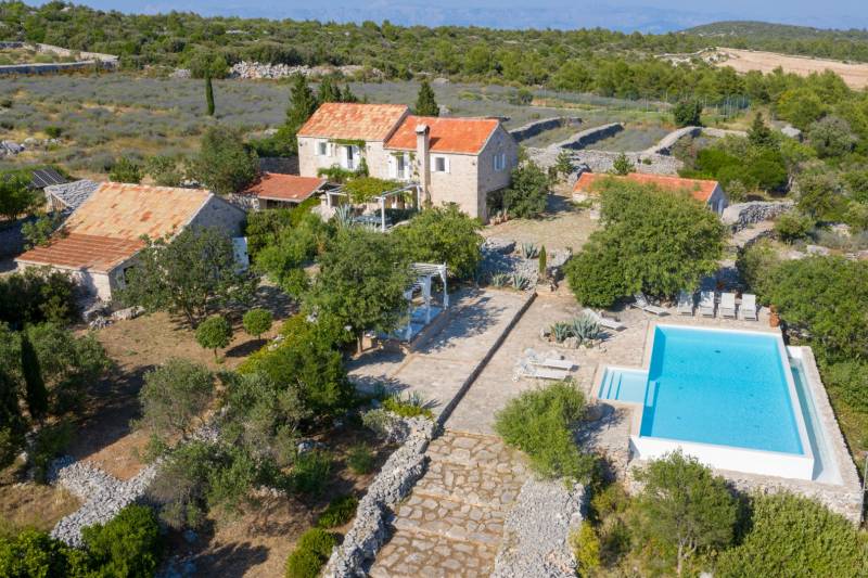 Country House Lavender with Pool Hvar