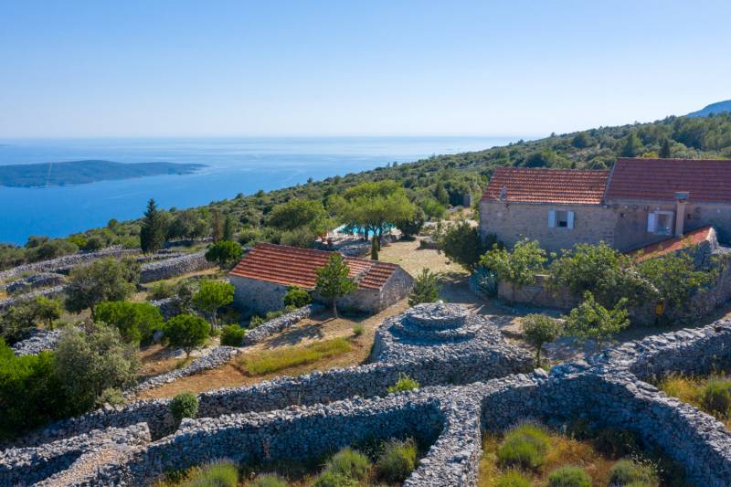 Country House Lavender with Pool Hvar
