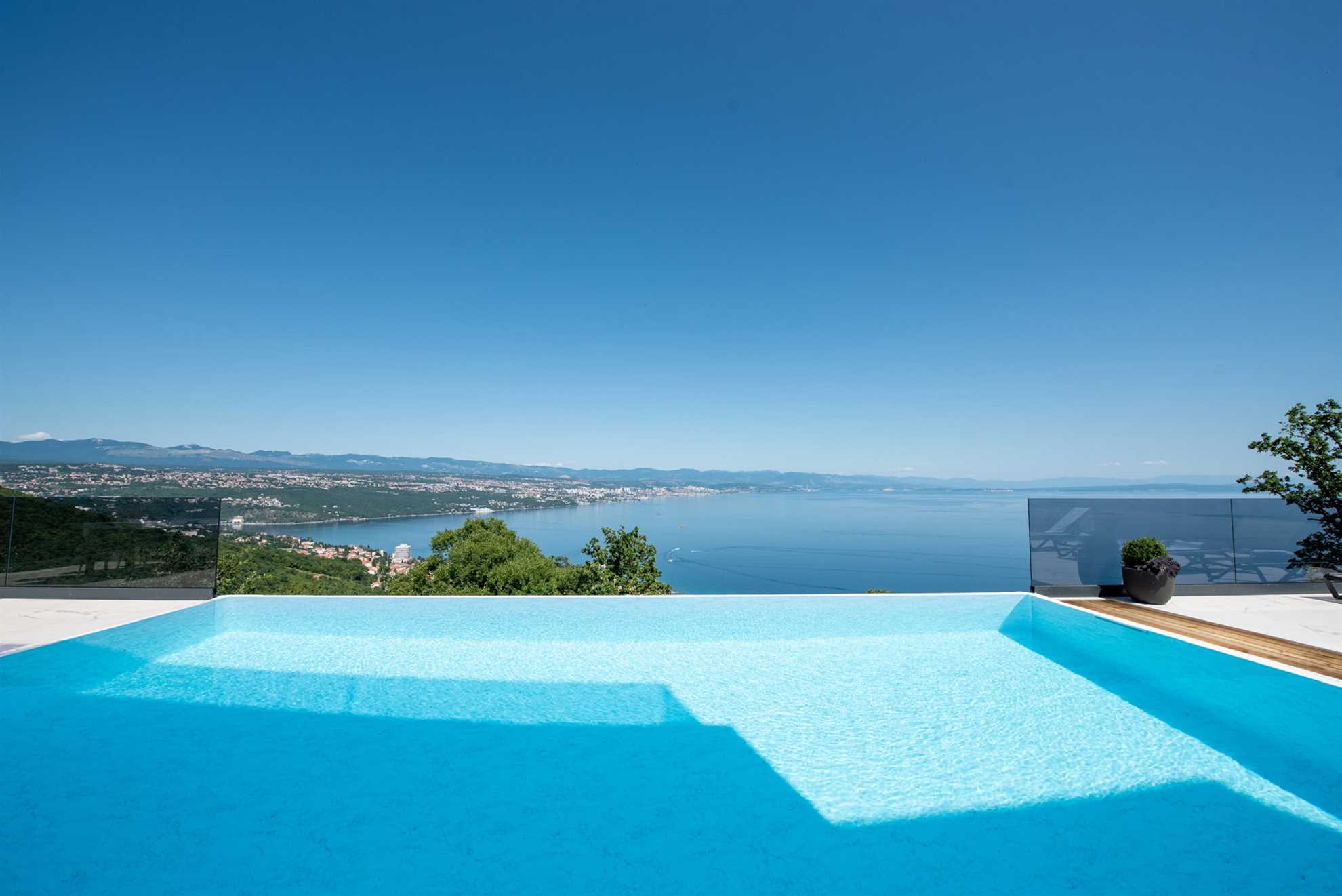 Luxury Villa Stardust with Infinity Pool