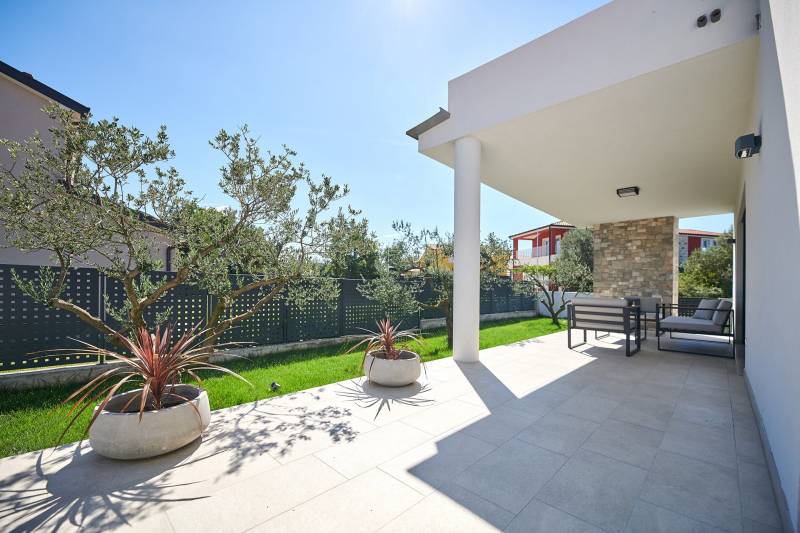Willa Silver Sky z Basenem Umag