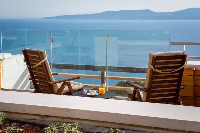 Vila Carpe Omnia s Bazenom II Omiš