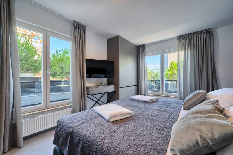 Apartment Liberty Living with Pool II Split
