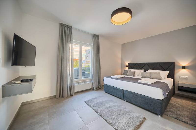 Apartment Liberty Living with Pool II Split