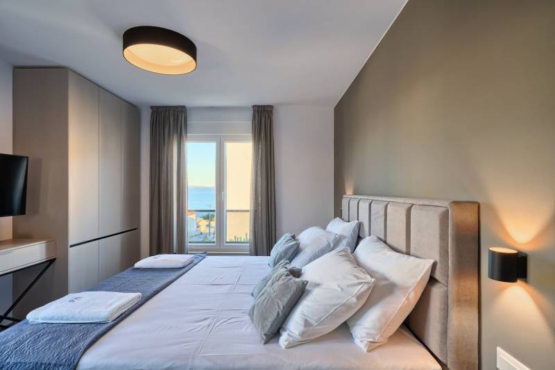 Apartment Liberty Living med Basseng III Split