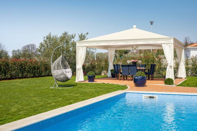 Villa Palazzo di Dolce Vita with Pool Novigrad Istria