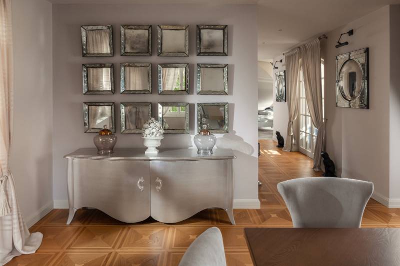 Villa Palazzo di Dolce Vita with Pool Novigrad Istria
