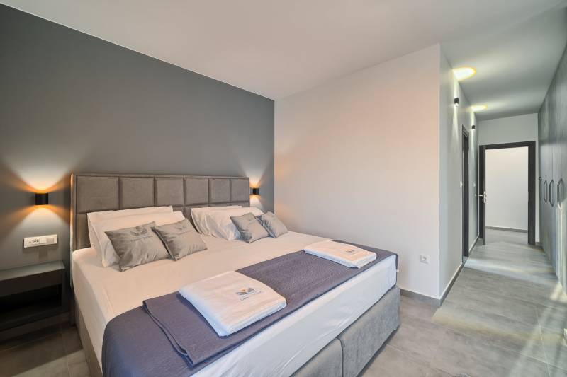 Apartment Liberty Living med Basseng IV Split